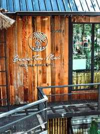🌳ผ่อนคลายสบายใจกับ คาเฟ่บ้านต้นไม้ ☕