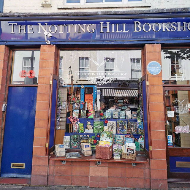 Vintage Vibes and London Charm at Notting Hill