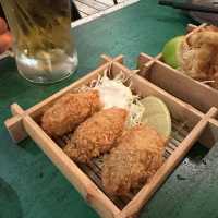「二本松涮涮屋 本館」食材新鮮，服務親切