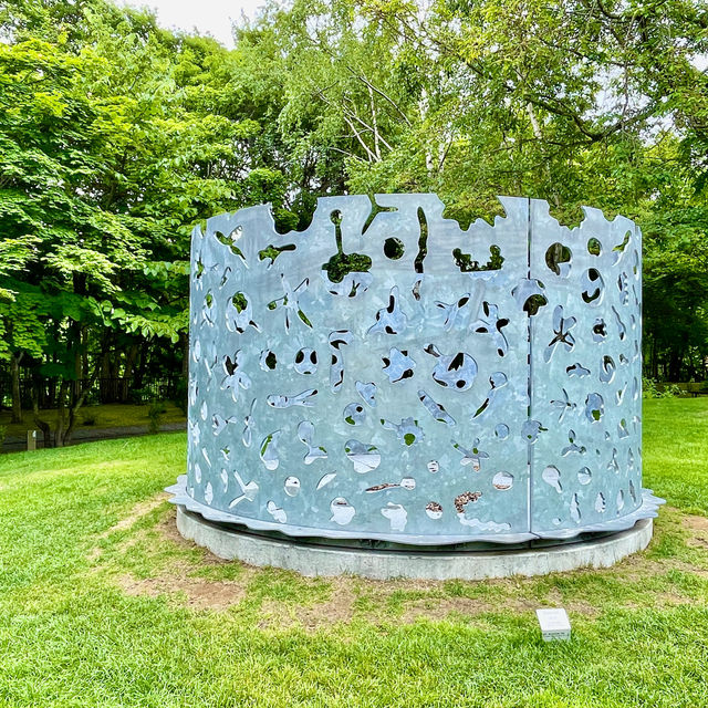 Art and Nature in Harmony