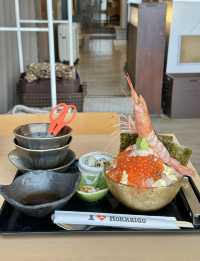 【北海道/札幌】パフェのようにキレイな海鮮丼がいただける 『海さくら 蝦夷海』