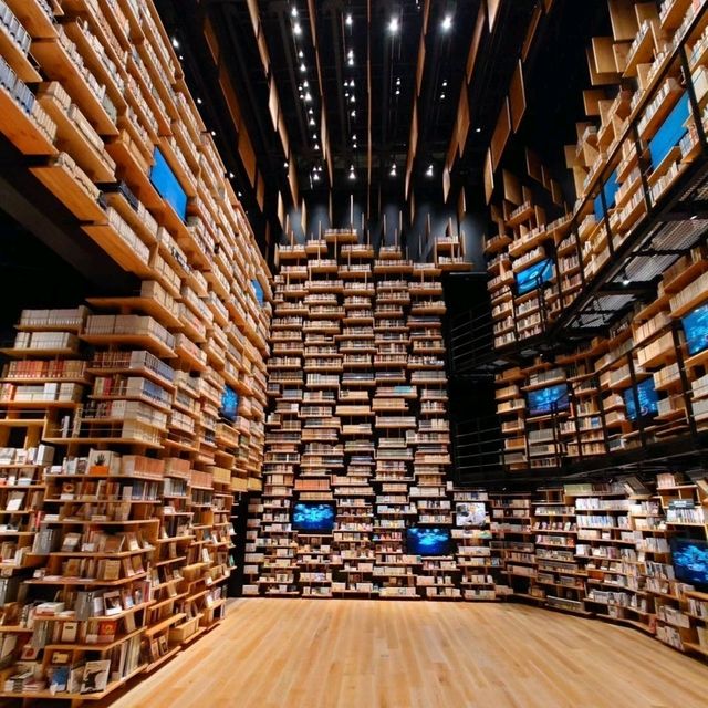 像哈利波特魔法場景....,