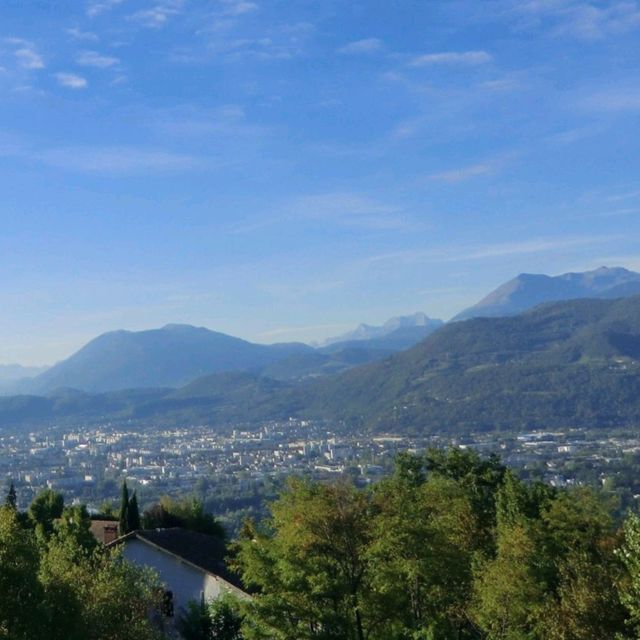 A gorgeous destination in the mountians