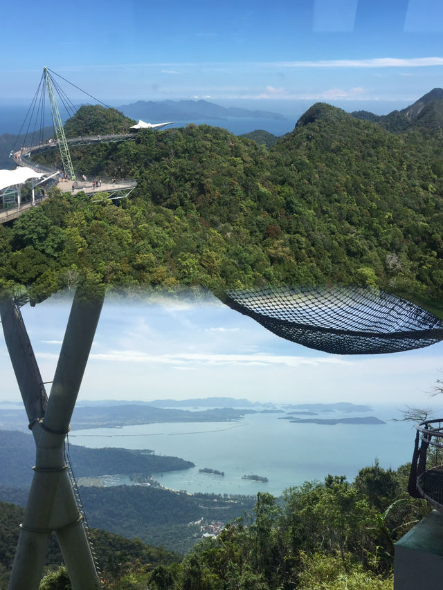 Sky-High Serenity: Discovering Langkawi's Stunning Views on the Sky Cab