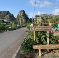 หลังเขา Cafe & Homestay