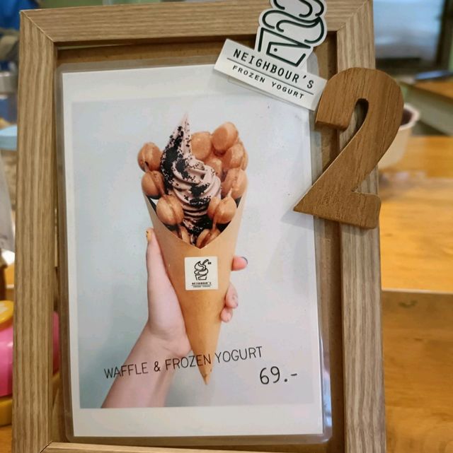 Neighbour's frozen yogurt Buriram 