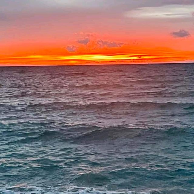 Sunset Island Paradise