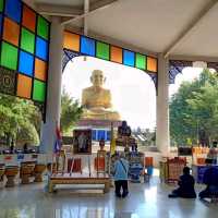 ตลาดหลวงปู่ทวด อยุธยา 