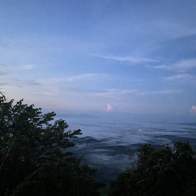จุดชมวิวยอดภูเขาศูนย์ จังหวัดนครศรีธรรมราช