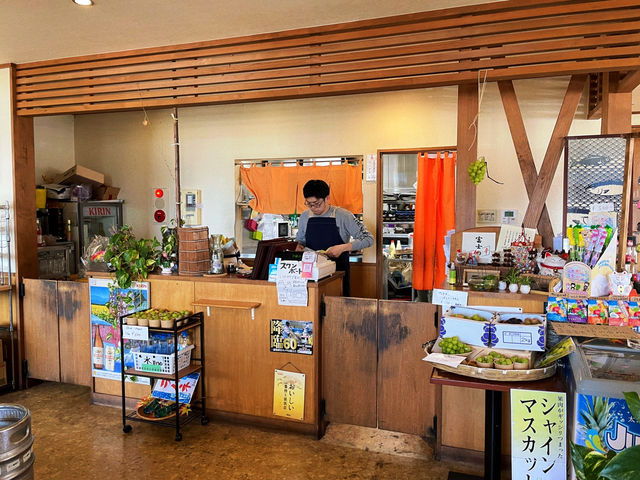Restaurant Konami ร้านอาหารญี่ปุ่นวิวทะเลสาบ 🍱