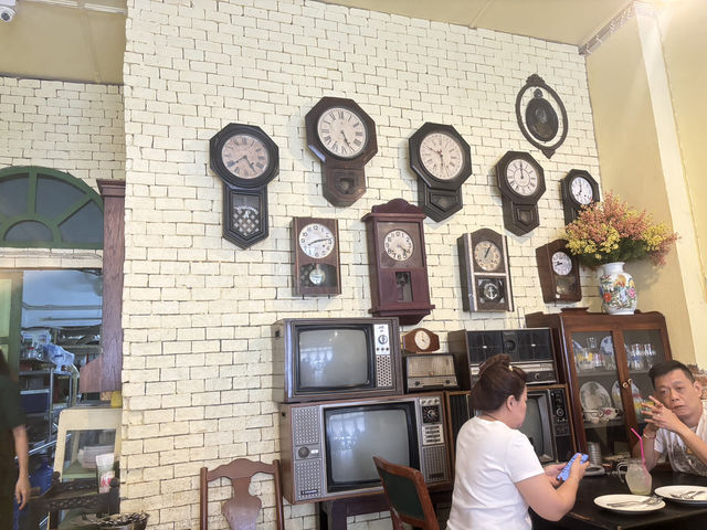 วันจันทร์ ร้านที่คุณไม่มีวันลืม 😋