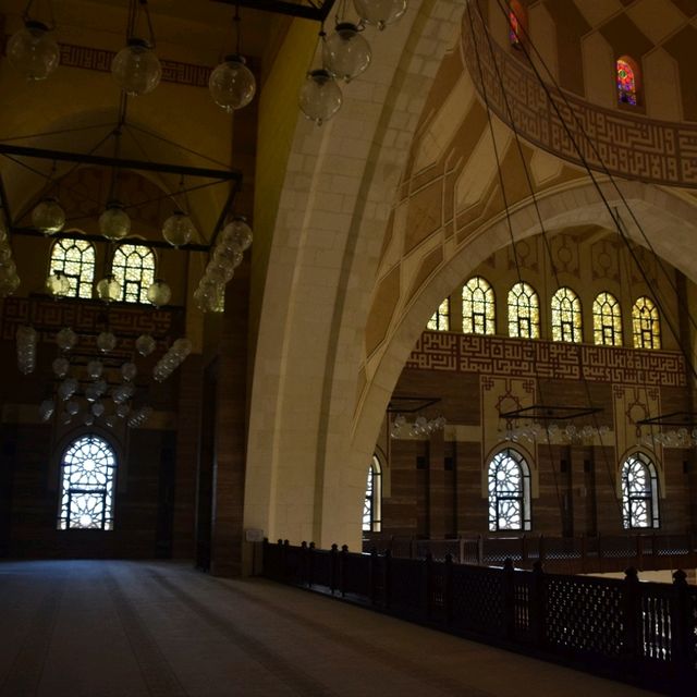 The majestic of Al-Fateh Grand Mosque
