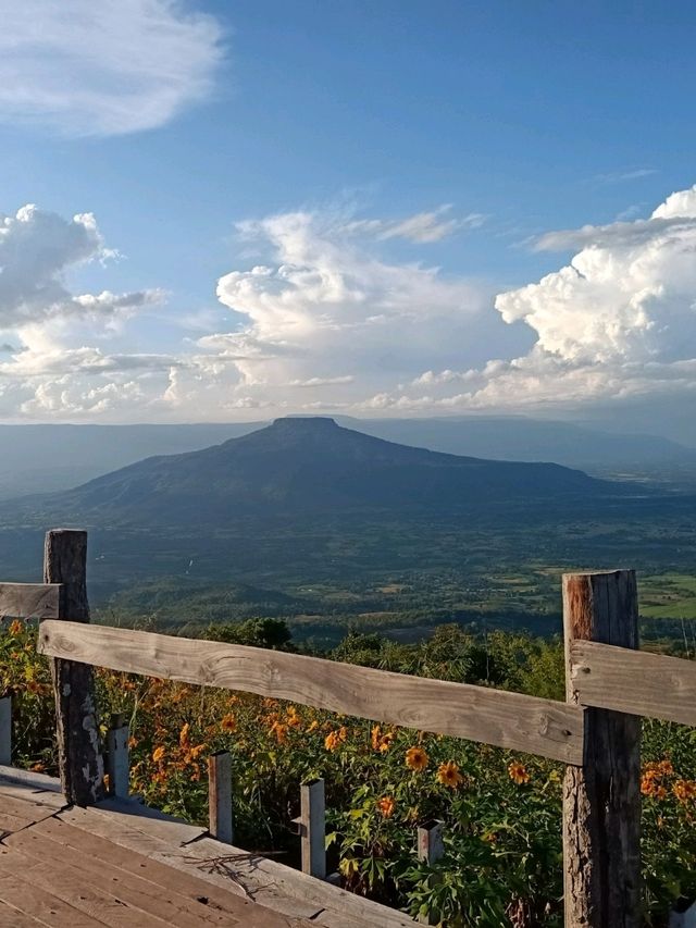 ชมวิวภูป่าเปาะ จังหวัดเลย