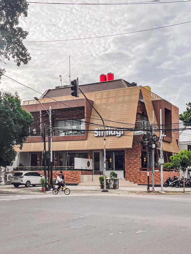 Sinilagi Panglima Polim - Food & Coffee