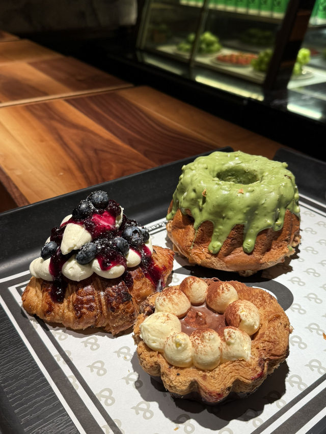 BUTTERFUL&CREAMOROUS黄油与面包