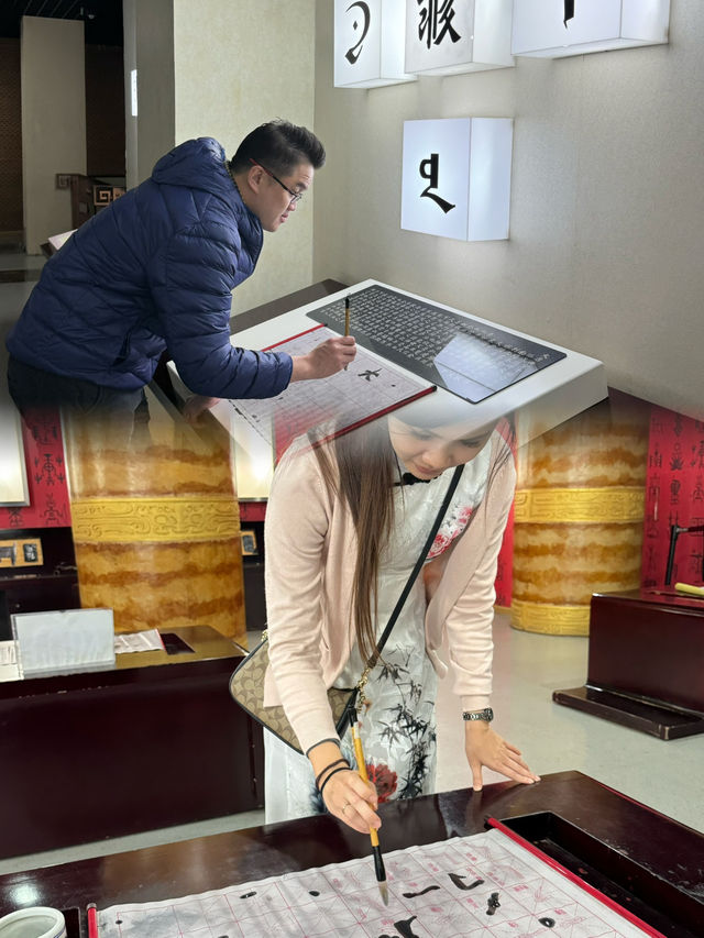 Discovering the Beauty of Chinese Characters at Anyang Museum