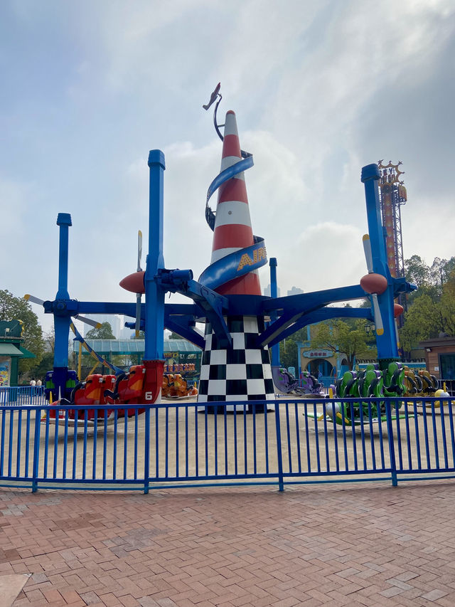 🎢🎡重慶歡樂谷｜一個讓人心情瞬間變得歡快起來的地方😆