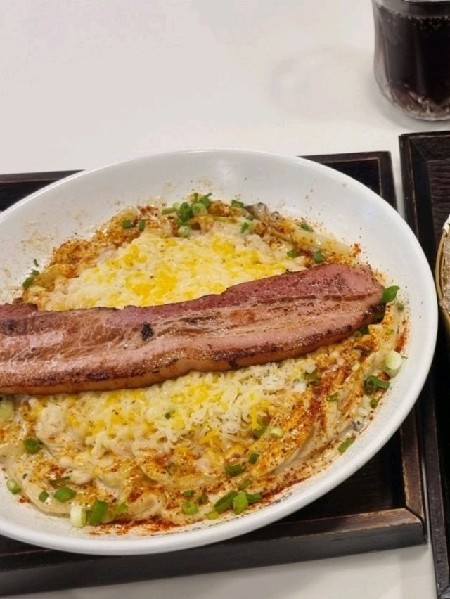 해리단길 맛집<요미우돈교자> 넓적우동, 베이컨크림우동 먹어본 후기🥓