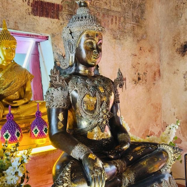 😍 วัดชมภูเวก