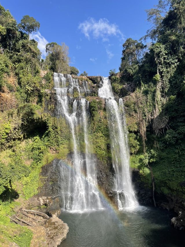 Tad Gneuang Waterfall : Paksong