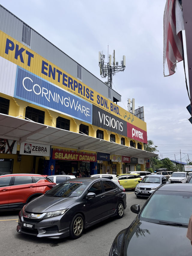Exploring Duty-Free Shopping at Kelantan