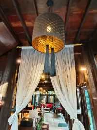 鬧中取靜的清邁四星度假酒店：Yantarasri Resort