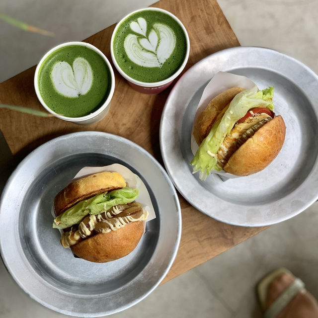 Hidden Gem for Lunch at CBC Omotesando🍔