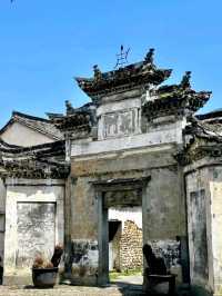 Discovering Longmen Ancient Town