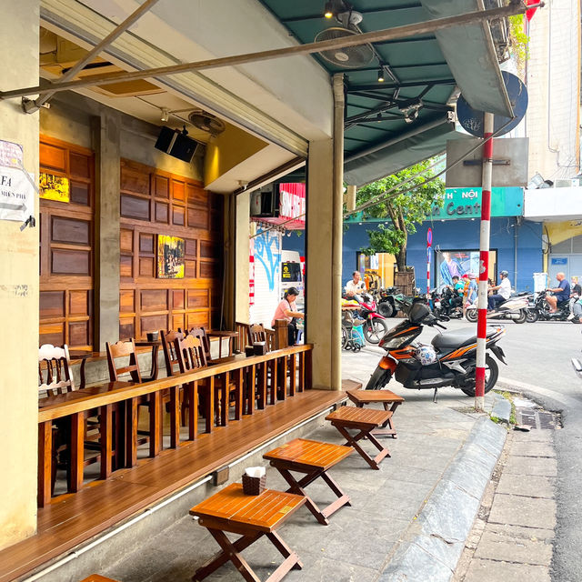 Explore the Vibrant Old Quarter of Hanoi