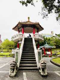 “Zhongshan Park: A Tranquil Oasis in the Heart of Luodong”