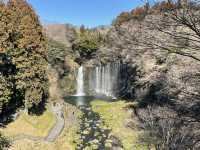 富士山本尊靚 加個瀑布更有動感