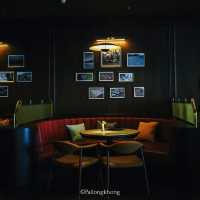 The Coffee House by DoiTing