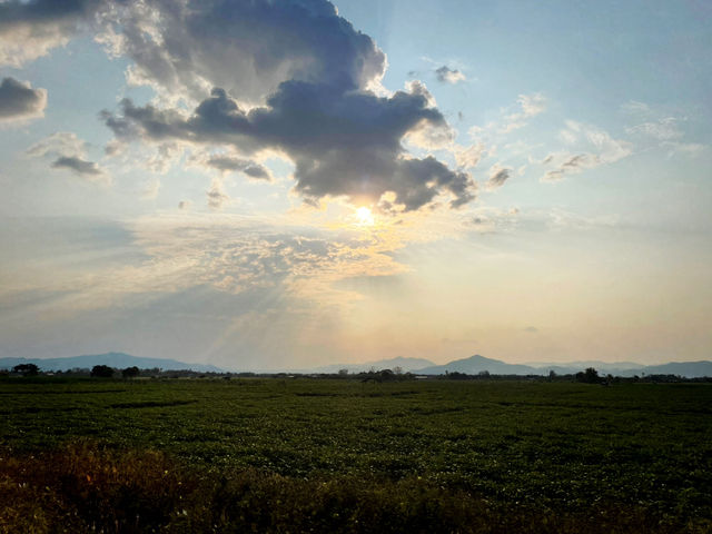 เดินรับลมที่อ่างแม่มาน 🌬️