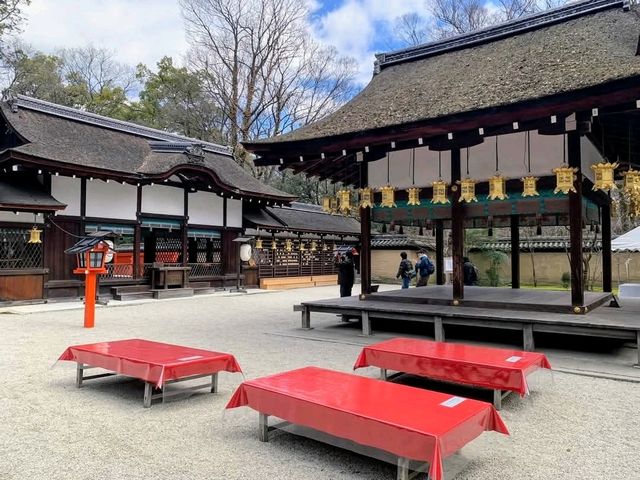 參拜美人女神「河合神社」，上妝屬於自己的鏡繪馬