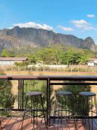 เมืองม่านคาเฟ่ คาเฟ่วิวภูเขา ที่ภูผาม่าน