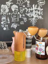Well coffee ร้านกาแฟสโลว์บาร์ ริมทะเล ที่ชุมพร