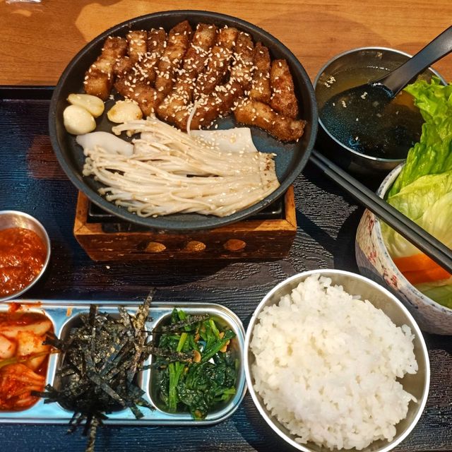 ร้านอาหารเกาหลี KAOKAOBOM สยาม