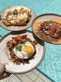 A Hidden Poolside Diner in Singapore You Didn’t Know Was Open to the Public