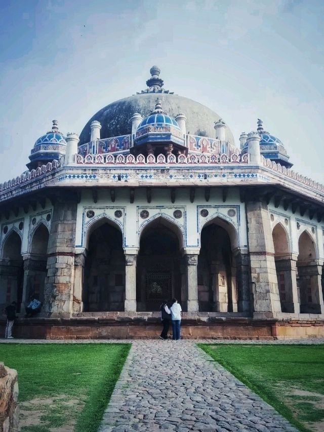 Rediscovering Legacy: A Walk Through Isa Khan’s Tomb