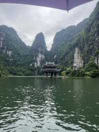 - Hoa Lư Ninh Bình