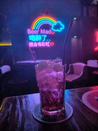 Beer, Bites & Aesthetic Lights