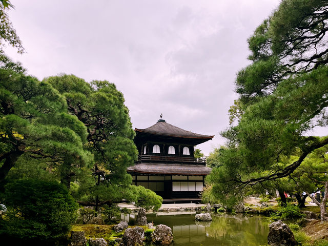 銀閣寺｜神奇視覺錯感銀沙灘！