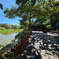 ภพ the riverside cafe 🌊🌿🍃