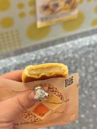 【大阪/なんば】大阪土産の定番｢月化粧｣専門の直営店