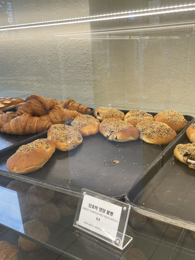 분위기 좋고 팥이 일품 특색인 파주 대형카페 Pattio