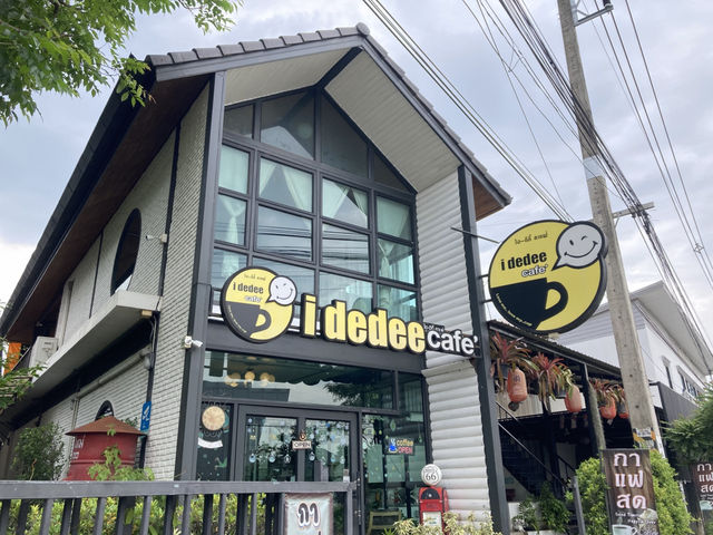 เติมกาแฟเข้มข้น @ idedee Cafe