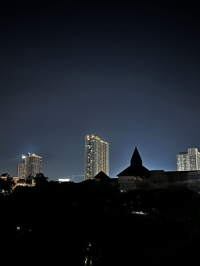 Most beautiful recommend restaurant in chiang mai city 