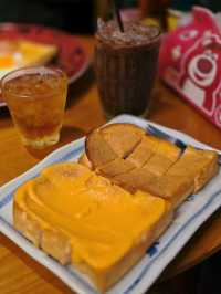 Step Back in Time: Hainan-Style Breakfast at Ek Teng Phu Ki (เอกเต็งผู้กี / 益生甫記) in Bangkok’s China