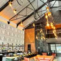 🏨 The Warehouse Hotel: My Unexpected Singapore Gem!