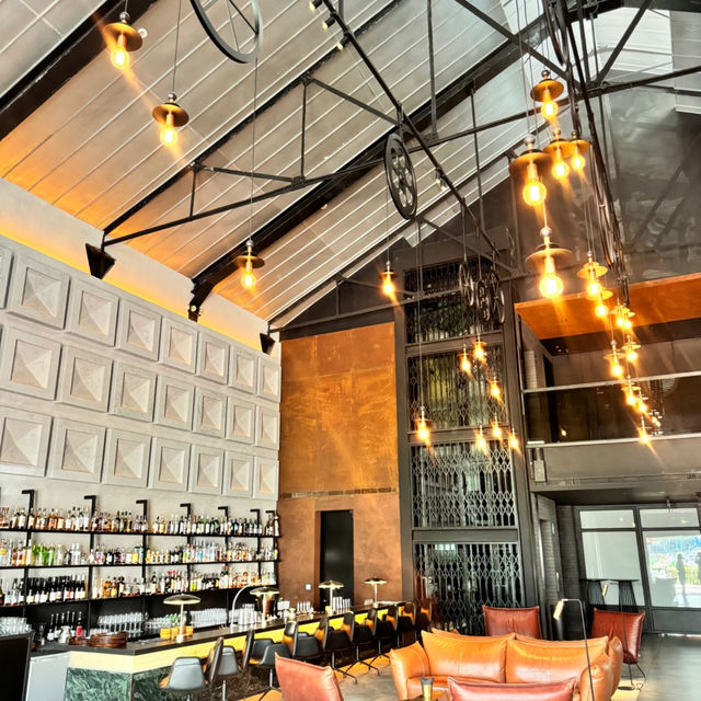 🏨 The Warehouse Hotel: My Unexpected Singapore Gem!